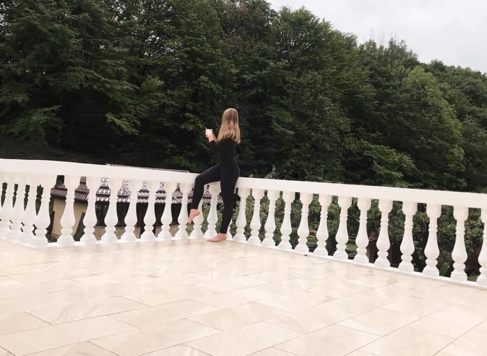 Pensiunea Ionela Moieciu de Jos Buitenkant foto